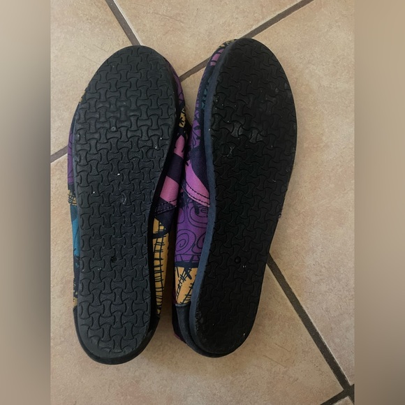 Bioworld Nightmare Before Christmas Slip-on Sally Shoes - Women | Size: L - Picture 2 of 3